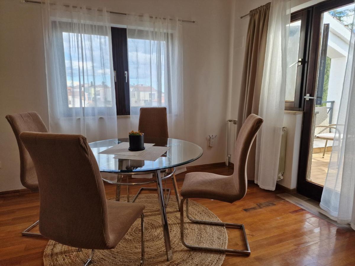 Apartments Katarina - New Renovated Rovinj Exterior photo